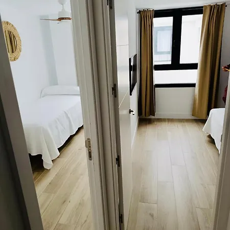 Playa De Canteras-albareda 2 Apartament *